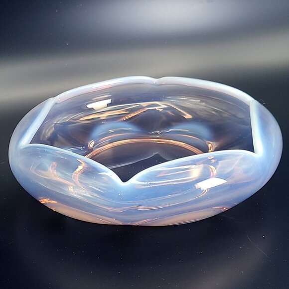 Vintage Duncan Miller Pink Opalescent Glass Canterbury Petal Dish Art Deco MCM - Picture 4 of 7